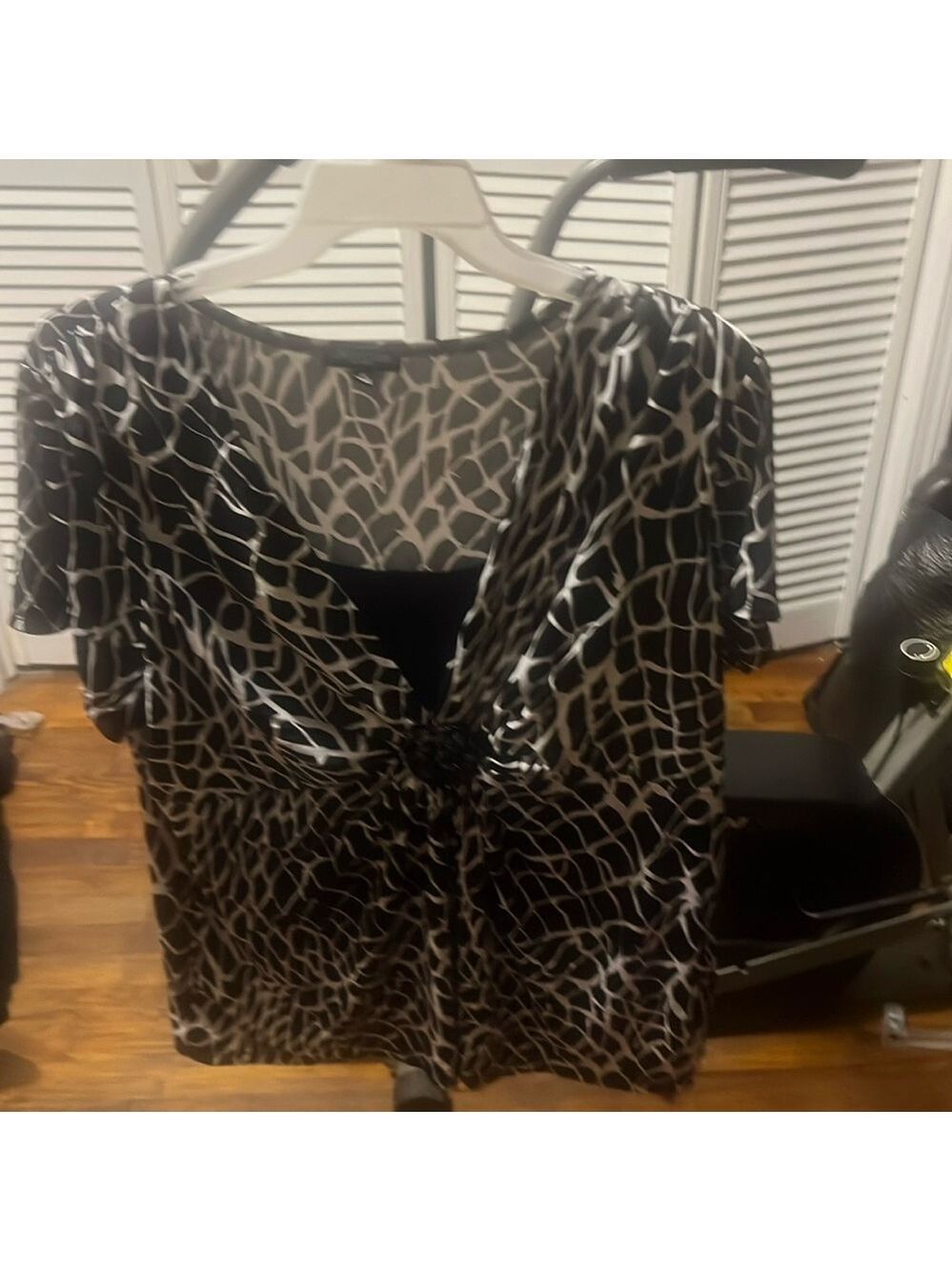 Women shirt